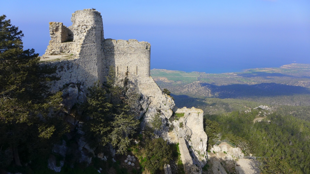 Замок Кантара фото замка